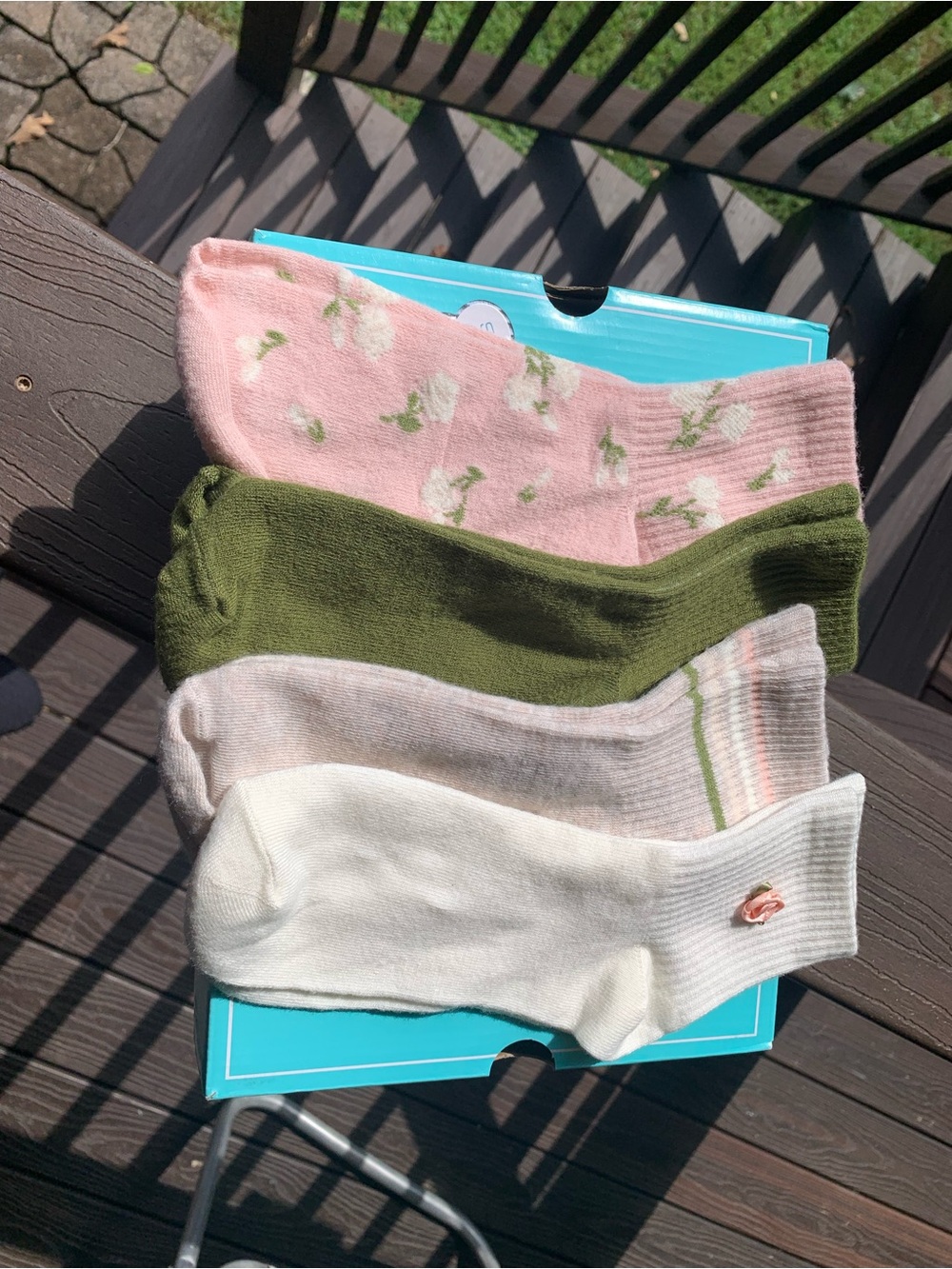 Classic 4-Pack Cotton Blend Crew Socks - Pink, Olive, Light pink and cream